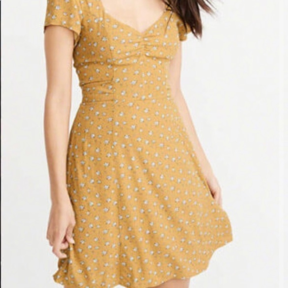 Abercrombie & Fitch Mustard Yellow Floral Fit-and-Flare Dress